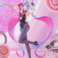 初音ミクが「ラビットホール」の衣装で立体化！「POP UP PARADE」のL