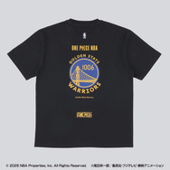 ゾロやエースが華麗にダンク！ 「ワンピース」×NBAコラボのTシャツの