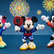 夏祭りグッズ／ディズニークロックス用チャームセット 約６６個キーホルダー ミッキーたちと夏祭りを楽しもう♪ 「ディズニーストア」7月24日より夏
