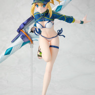 FGO」フォーリナー／謎のヒロインXXが水着姿で水辺を駆ける… 1/7