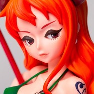 ワンピース」ナミがセクシーな小悪魔に♪アーティストデザイン