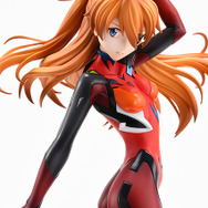 シン・エヴァ」式波・アスカ・ラングレー、新型プラグスーツに双