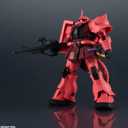 機動戦士ガンダム」シャア専用ザクII、“GUNDAM UNIVERSE”でアクション