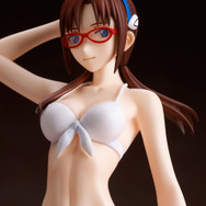 エヴァンゲリオン　真希波マリイラストリアス　缶バッジ(サマーフェス)水着ver ヱヴァンゲリヲン新劇場版」マリ、オリジナルの水着姿でフィギュア化