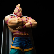 キン肉マン」キン肉マンスーパー・フェニックスがフィギュア化 マント