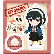 SPY×FAMILY」缶バッジ＆アクスタ登場！ “フッ”とした表情やお出かけ姿
