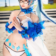 コスプレ】真夏の海で「FGO」ブリュンヒルデや【ホロライブ】星街すい