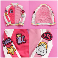 ワンピース　fILM RED ファントエス　ウタ　グラフィグ　Tシャツ　麦わら ONE PIECE FILM RED」ウタのスカジャン、麦わらの一味ワッペン付T
