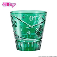 初音ミク」を日本の伝統工芸“江戸切子”で表現！ デビュー15周年記念