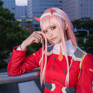 【新品】ダリフラ ゼロツー プラグスーツ コスプレ衣装【女性Mサイズ】 コスプレ】『ダリフラ』ゼロツーのかっこよさと可愛さを完全再現