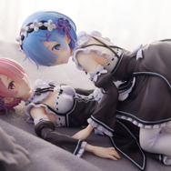 リゼロ」ラムとレムの仲良くじゃれ合う姿がフィギュア化♪ フリルや 