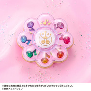 おジャ魔女どれみ」“リズムタップ”がフェイスパウダーに♪ 変身