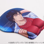 シティーハンター」冴羽獠の鍛えた胸筋に支えられたい！「もっこり胸板