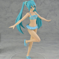 水着姿の「初音ミク」がスーパープレミアムフィギュアとして登場