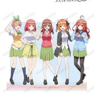 五等分の花嫁∽」一花が四葉になってキメポーズ!? 五つ子が“衣装交換
