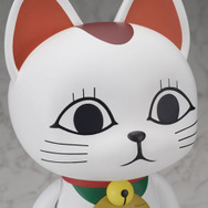 ダンダダン」ターボババア（招き猫）が1/1スケールでフィギュア化