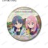 TVアニメ『ゆるキャン△ SEASON3』「各務原なでしこ＆志摩リン 場面写76mmホログラム缶バッジ AMNIBUS限定特典」（C）あfろ・芳文社／野外活動プロジェクト