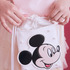 Areeam Disney Collection「Mickey＆Minnie」ミッキー/フェイスポシェット（Off White）使用イメージ
