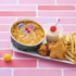 サンリオピューロランド「フレフレ★ピューロ学園」ピューロ学園のえびグラタンプレート（C）2022 SANRIO CO., LTD. TOKYO, JAPAN