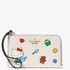 「HELLO KITTY x kate spade new york Capsule Collection」small zip wristlet（C）’24 SANRIO 著作（株）サンリオ