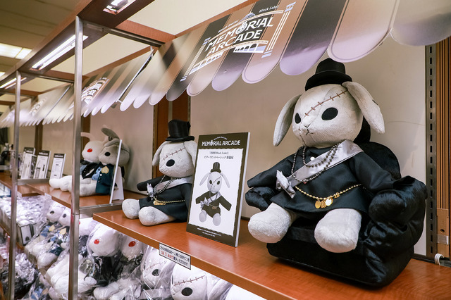 黒執事」枢やな・プロデュースのグッズブランド展が松屋銀座で開幕