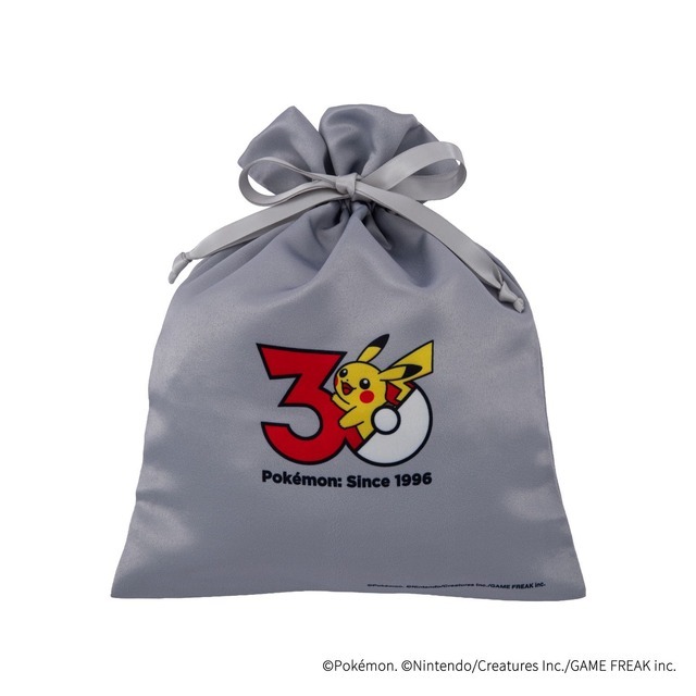 ポケモン」ピカチュウ＆イーブイデザインの“30周年モデル”発売