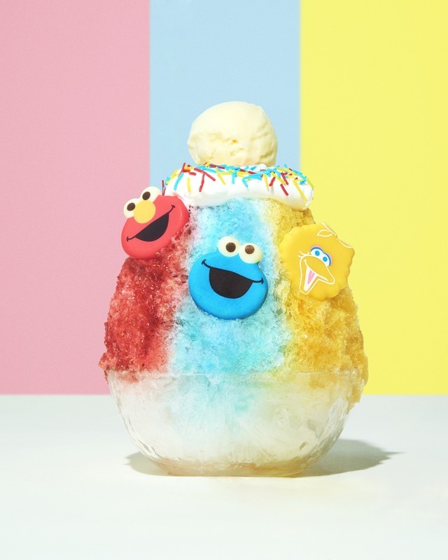 セサミストリート」エルモ、クッキーモンスターがかき氷に！夏気分を