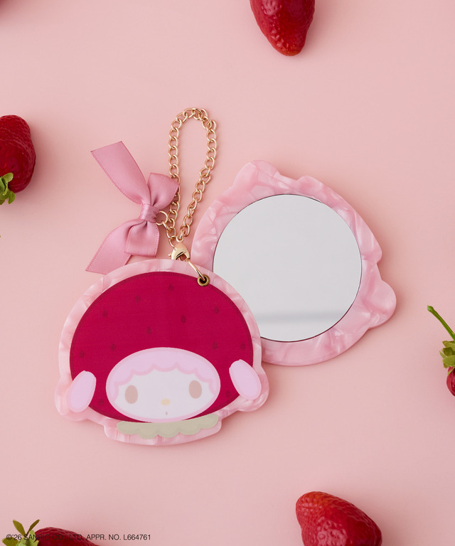 サンリオ」マイスウィートピアノの誕生日をお祝い☆ いちご頭巾が