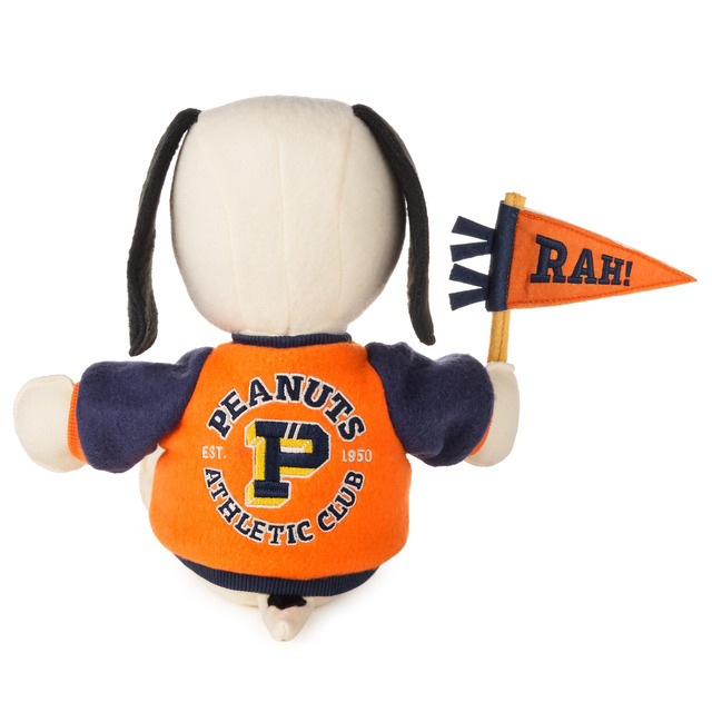 スヌーピーのお座りぬいや走り出すぬいが可愛すぎる♪ 「PEANUTS