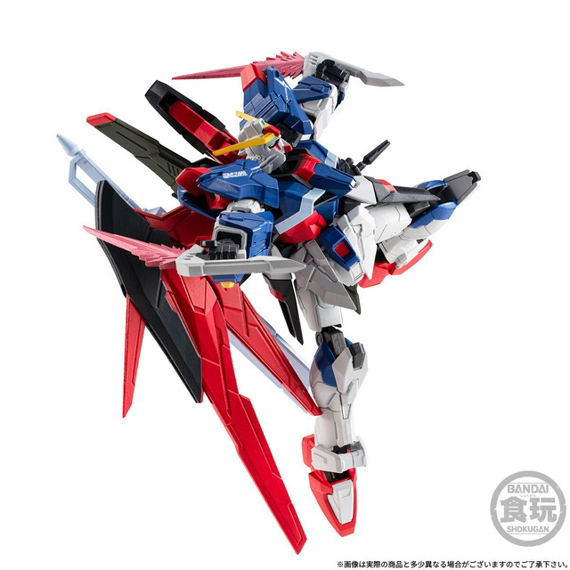 ガンダムSEED DESTINY」シンの愛機デスティニーガンダムのフィギュアが