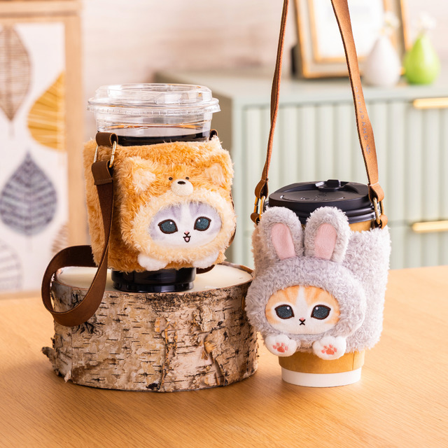 mofusand」にゃんこが“北欧の森の動物たち”に変身！ きつね、おおかみ