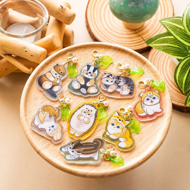 mofusand」にゃんこが“北欧の森の動物たち”に変身！ きつね、おおかみ