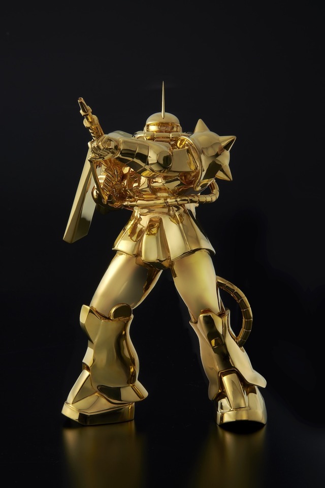 機動戦士ガンダム Rx78 2ガンダム シャア専用ザクiiが純金像に 価格は2 640万円 超 アニメディア