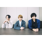 (左から)梅津瑞樹、鈴木拡樹、荒牧慶彦